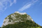 Septembre 2006. Château de Montségur sur son pog (09).