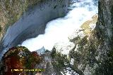 Jeux d'eaux - Juin 2005. Gorges de la Fou (66).